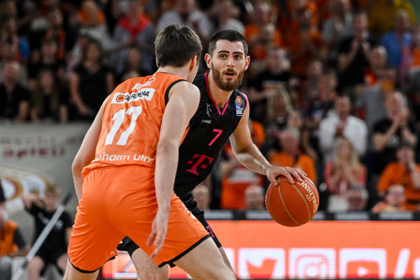 界注入了一 界注入了一