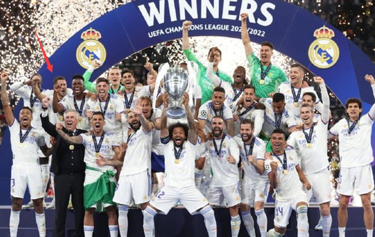 年加盟拜仁 年加盟拜仁